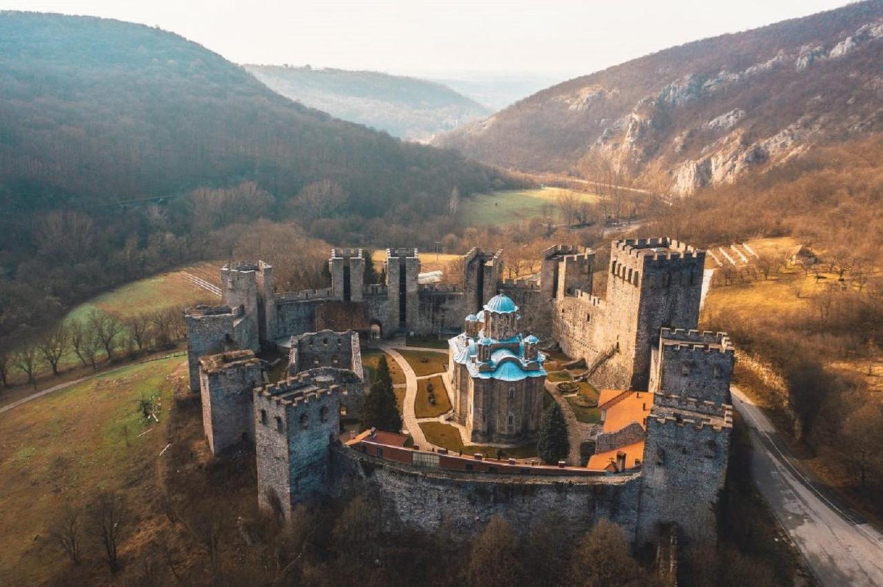 Panorama Lomnica Panzió Despotovac Kültér fotó