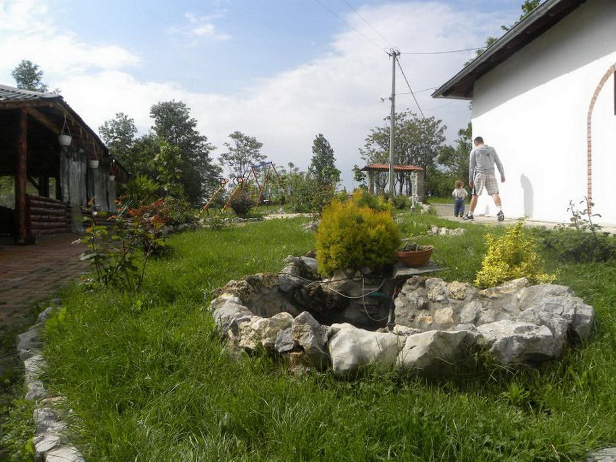 Panorama Lomnica Panzió Despotovac Kültér fotó